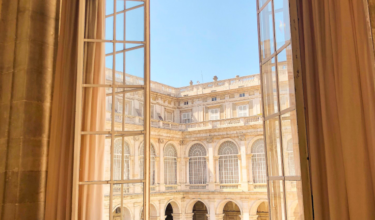 Fables Innovative Glass Door Solutions for Every Space