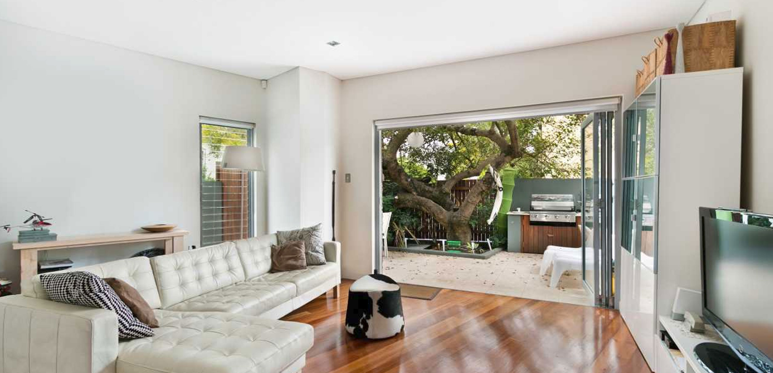 Key Specifications of uPVC Invisi Fold Doors