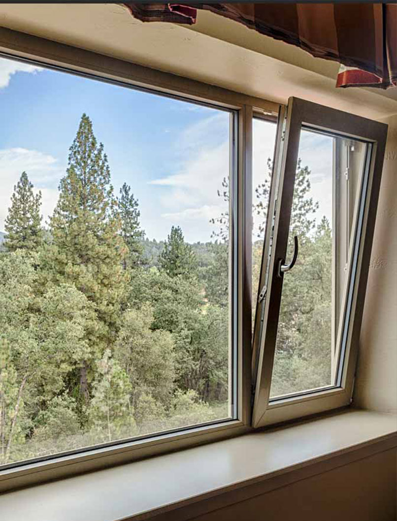 Aluminium Tilt N Turn Windows