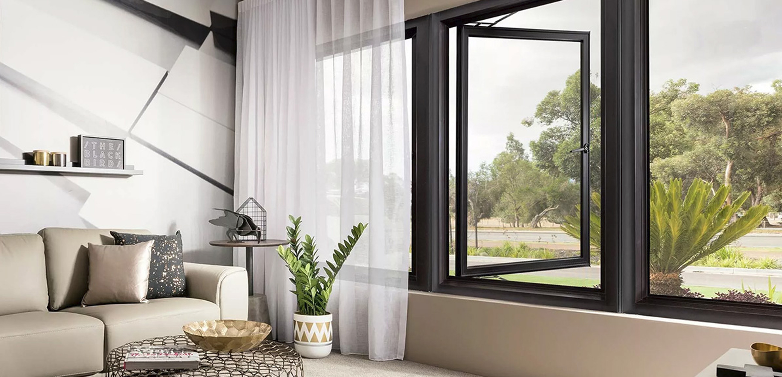 Key Specifications of Aluminium Casement Windows